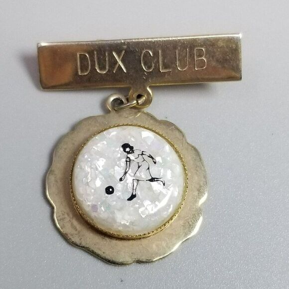 Vintage Dux Club Retro Women's Bowling Brooch, Gold Tone Charm Pendant - Picture 2 of 6
